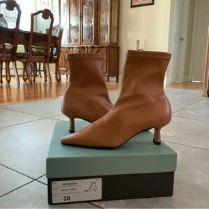 Anthropologie Angel Alarcon kitten heel boots. These boots have been worn once.
